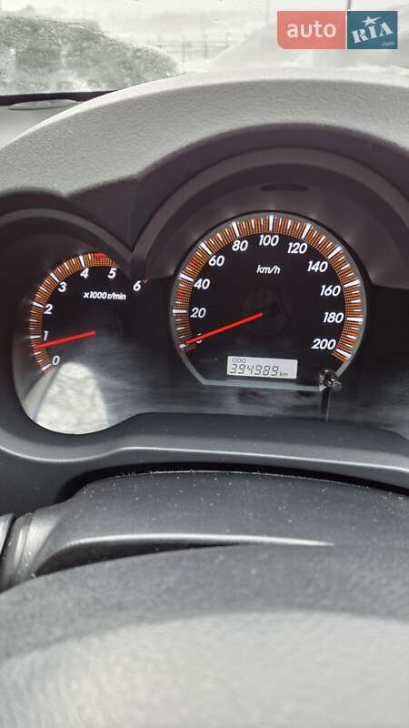 Пікап Toyota Hilux 2013 в Тернополі