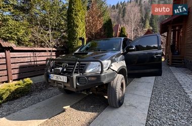 Пікап Toyota Hilux 2013 в Івано-Франківську