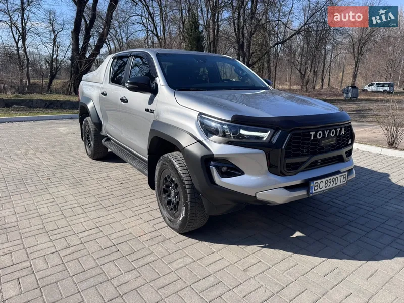 Toyota Hilux 2023