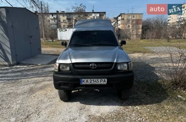 Пікап Toyota Hilux 2005 в Кривому Розі
