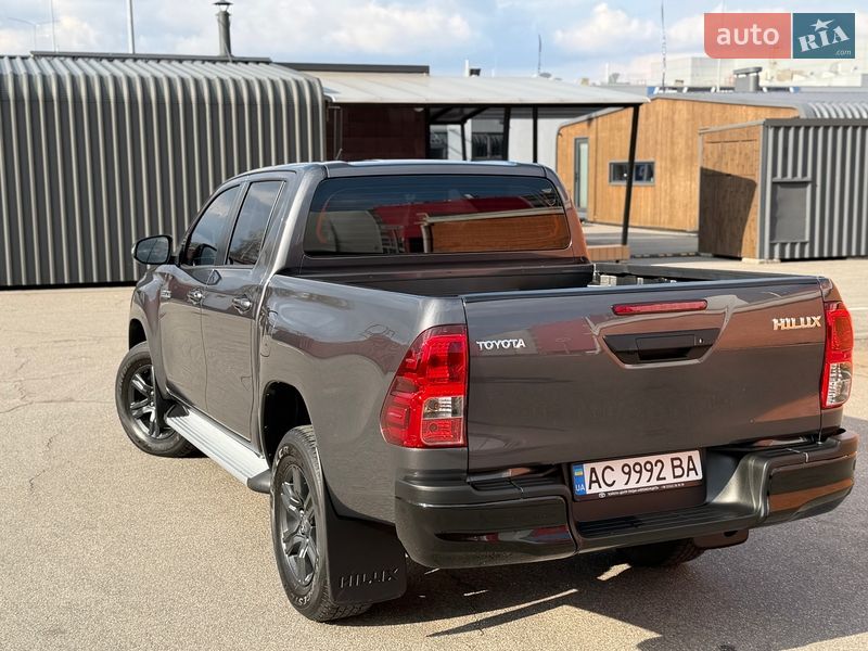 Пикап Toyota Hilux 2024 в Киеве фото 17 Пикап Toyota Hilux 2024 в Киеве