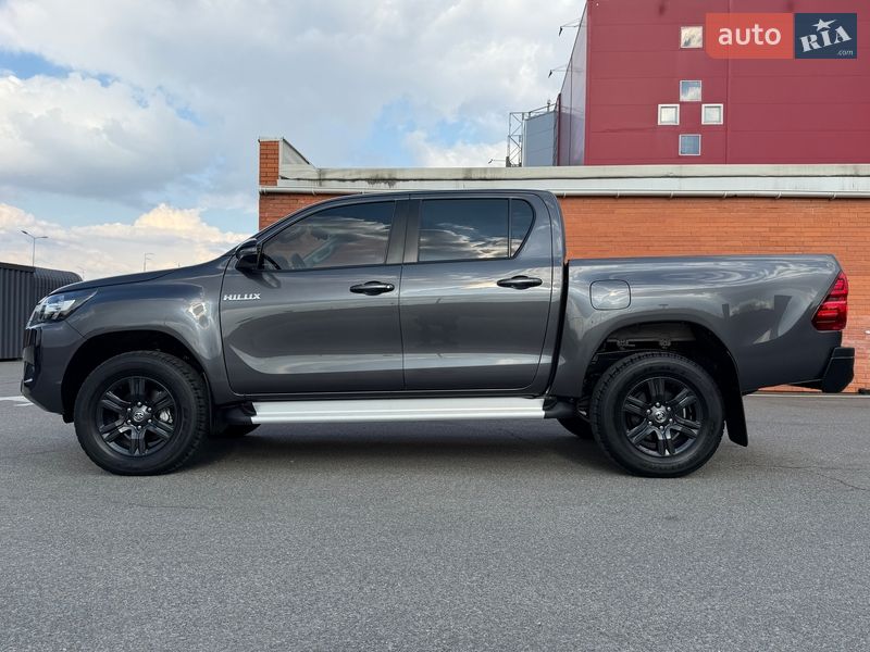 Пикап Toyota Hilux 2024 в Киеве фото 23 Пикап Toyota Hilux 2024 в Киеве