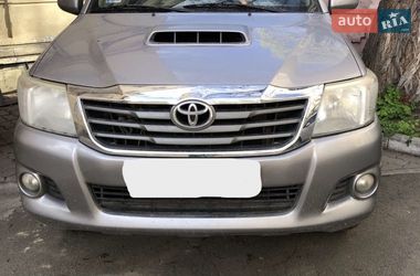 Пікап Toyota Hilux 2015 в Києві