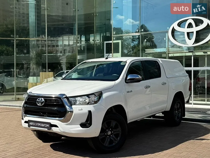 Toyota Hilux 2023
