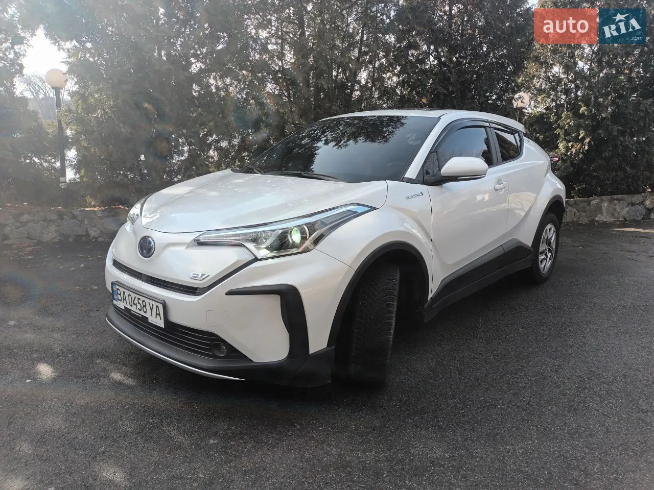2022 Toyota C-HR - мініатюра 14