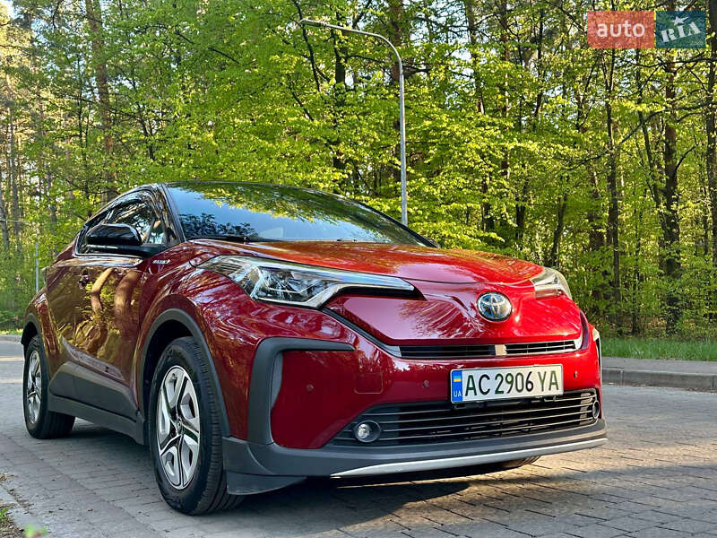 Внедорожник / Кроссовер Toyota Izoa 2020 в Львове