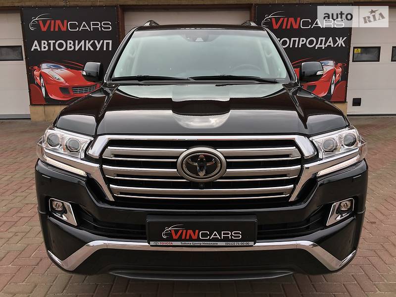 Toyota Land Cruiser 2016 года