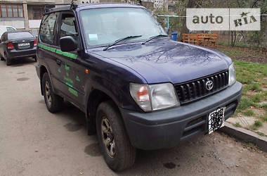 Внедорожник / Кроссовер Toyota Land Cruiser Prado 1999 в Черновцах