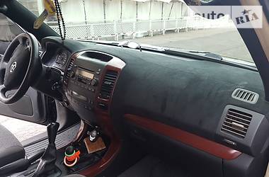 Позашляховик / Кросовер Toyota Land Cruiser Prado 2004 в 