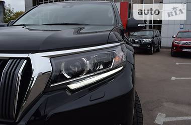Внедорожник / Кроссовер Toyota Land Cruiser Prado 2018 в Житомире
