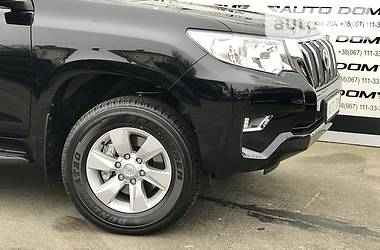 Позашляховик / Кросовер Toyota Land Cruiser Prado 2019 в Києві