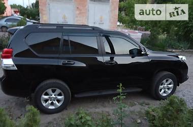 Внедорожник / Кроссовер Toyota Land Cruiser Prado 2010 в Кропивницком