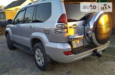 Внедорожник / Кроссовер Toyota Land Cruiser Prado 2004 в Рокитном