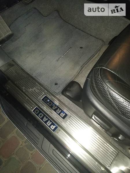 Позашляховик / Кросовер Toyota Land Cruiser Prado 2010 в Запоріжжі