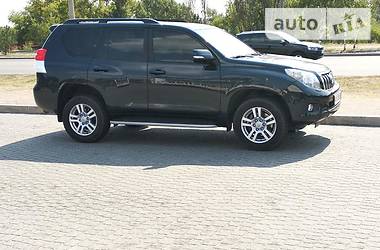 Позашляховик / Кросовер Toyota Land Cruiser Prado 2010 в 