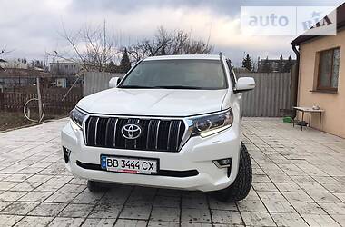 Внедорожник / Кроссовер Toyota Land Cruiser Prado 2018 в 