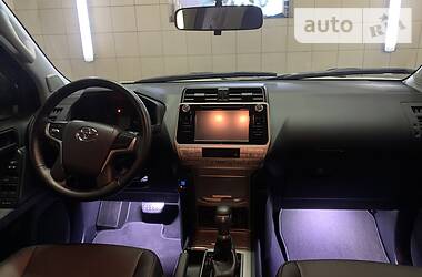 Позашляховик / Кросовер Toyota Land Cruiser Prado 2019 в  фото 31 Позашляховик / Кросовер Toyota Land Cruiser Prado 2019 в