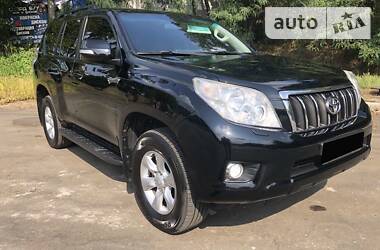 Позашляховик / Кросовер Toyota Land Cruiser Prado 2012 в 