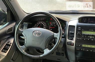 Позашляховик / Кросовер Toyota Land Cruiser Prado 2009 в 