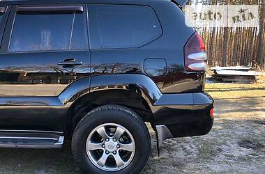 Позашляховик / Кросовер Toyota Land Cruiser Prado 2006 в 