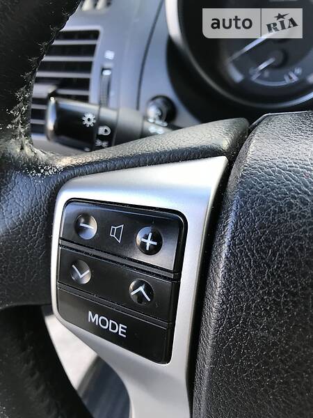 Позашляховик / Кросовер Toyota Land Cruiser Prado 2015 в Києві