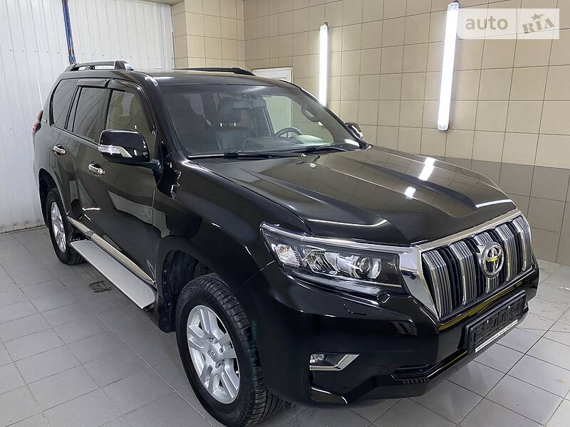 Позашляховик / Кросовер Toyota Land Cruiser Prado 2013 в Умані