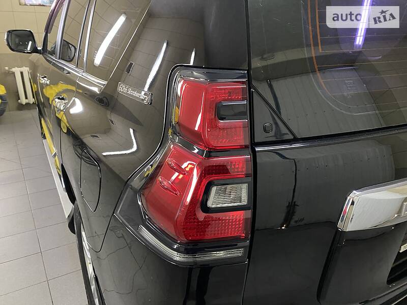 Позашляховик / Кросовер Toyota Land Cruiser Prado 2013 в Умані