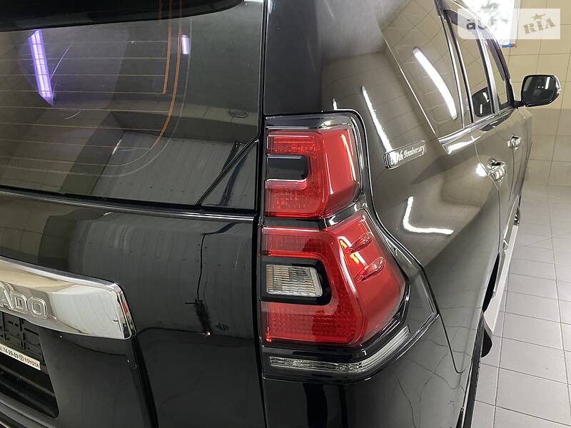 Позашляховик / Кросовер Toyota Land Cruiser Prado 2013 в Умані