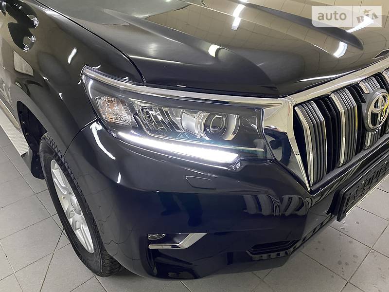 Позашляховик / Кросовер Toyota Land Cruiser Prado 2013 в Умані