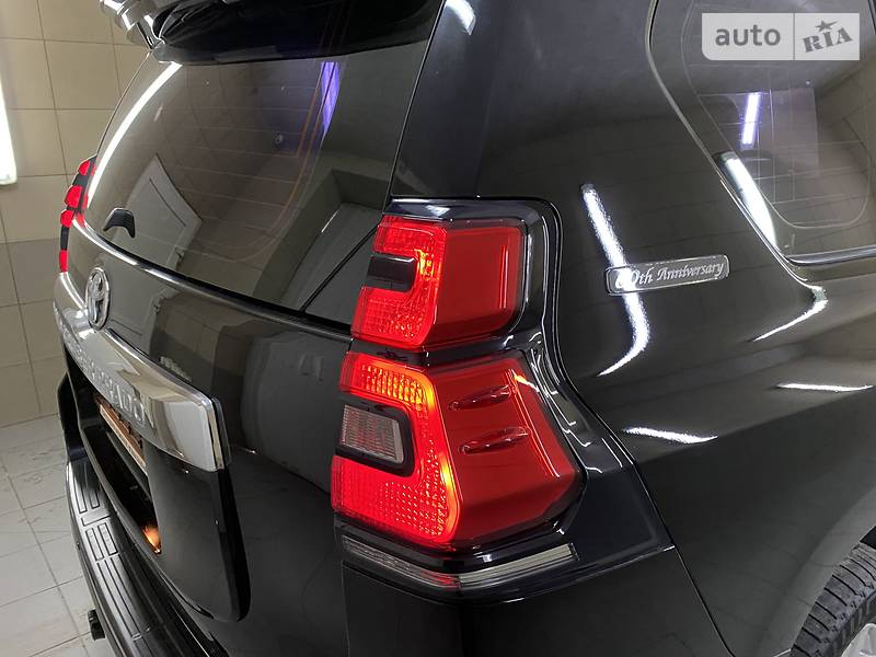 Позашляховик / Кросовер Toyota Land Cruiser Prado 2013 в Умані