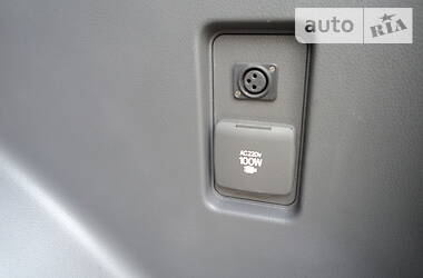 Позашляховик / Кросовер Toyota Land Cruiser Prado 2013 в 