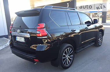Позашляховик / Кросовер Toyota Land Cruiser Prado 2019 в 