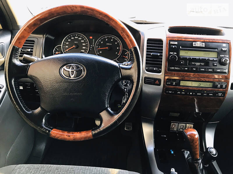 Позашляховик / Кросовер Toyota Land Cruiser Prado 2007 в Івано-Франківську