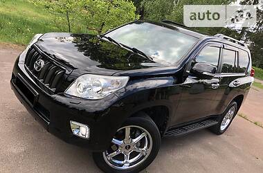 Позашляховик / Кросовер Toyota Land Cruiser Prado 2012 в 