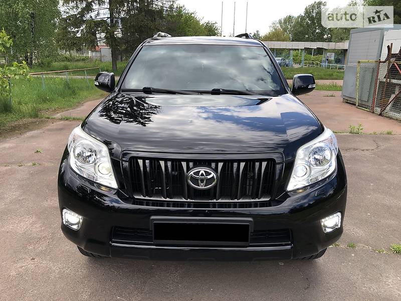 Позашляховик / Кросовер Toyota Land Cruiser Prado 2012 в 