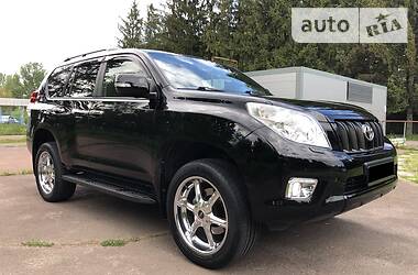 Позашляховик / Кросовер Toyota Land Cruiser Prado 2012 в 