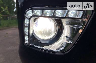 Позашляховик / Кросовер Toyota Land Cruiser Prado 2012 в 