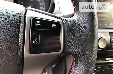 Позашляховик / Кросовер Toyota Land Cruiser Prado 2012 в 