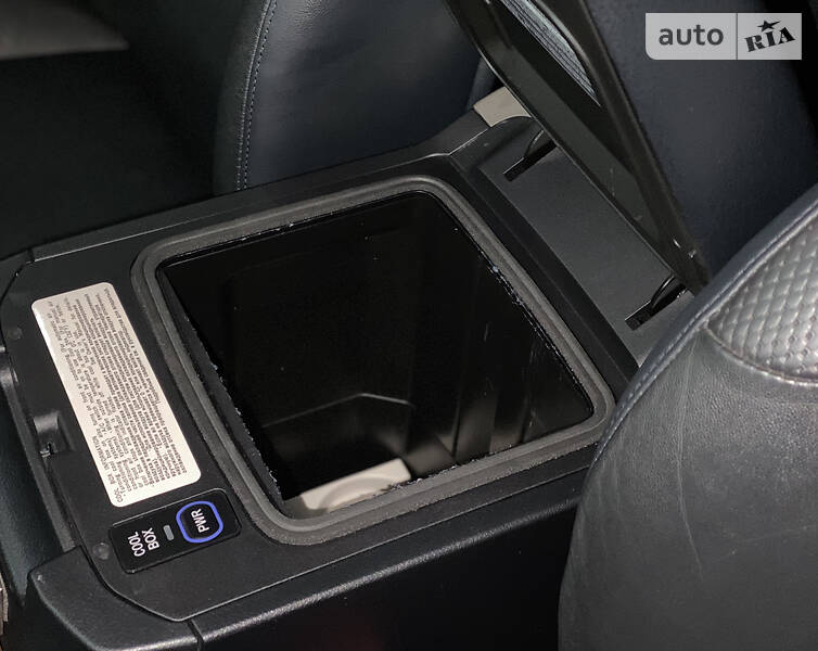 Позашляховик / Кросовер Toyota Land Cruiser Prado 2013 в Львові