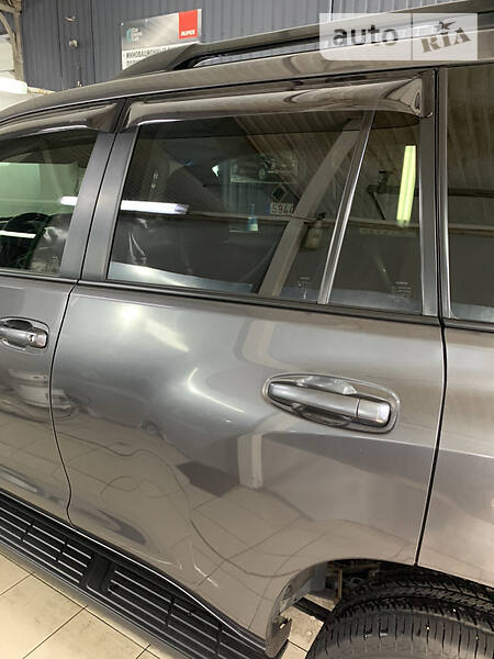 Позашляховик / Кросовер Toyota Land Cruiser Prado 2013 в Києві фото 7 Позашляховик / Кросовер Toyota Land Cruiser Prado 2013 в Києві
