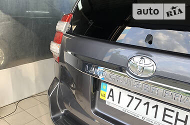 Позашляховик / Кросовер Toyota Land Cruiser Prado 2013 в 