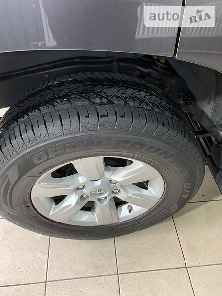 Позашляховик / Кросовер Toyota Land Cruiser Prado 2013 в Києві фото 14 Позашляховик / Кросовер Toyota Land Cruiser Prado 2013 в Києві