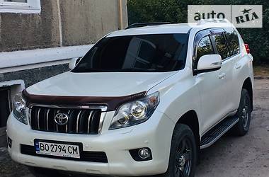 Внедорожник / Кроссовер Toyota Land Cruiser Prado 2011 в Кременце