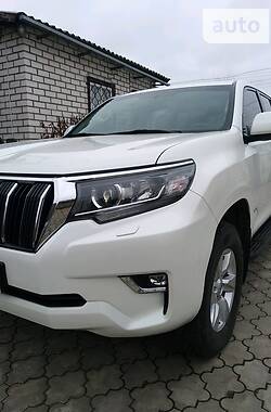 Внедорожник / Кроссовер Toyota Land Cruiser Prado 2017 в Старобельске