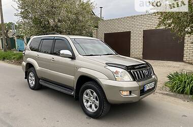 Внедорожник / Кроссовер Toyota Land Cruiser Prado 2004 в Херсоне