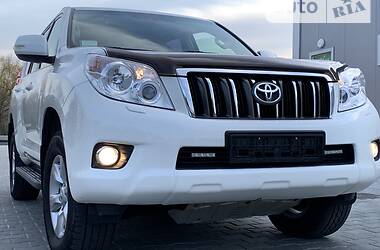 Внедорожник / Кроссовер Toyota Land Cruiser Prado 2013 в Киеве