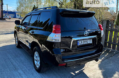 Внедорожник / Кроссовер Toyota Land Cruiser Prado 2011 в Смеле