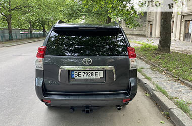 Внедорожник / Кроссовер Toyota Land Cruiser Prado 2011 в Николаеве