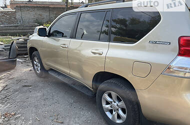Внедорожник / Кроссовер Toyota Land Cruiser Prado 2012 в Полтаве