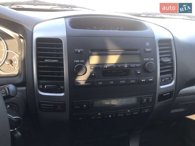 Внедорожник / Кроссовер Toyota Land Cruiser Prado 2007 в Харькове фото 11 Внедорожник / Кроссовер Toyota Land Cruiser Prado 2007 в Харькове